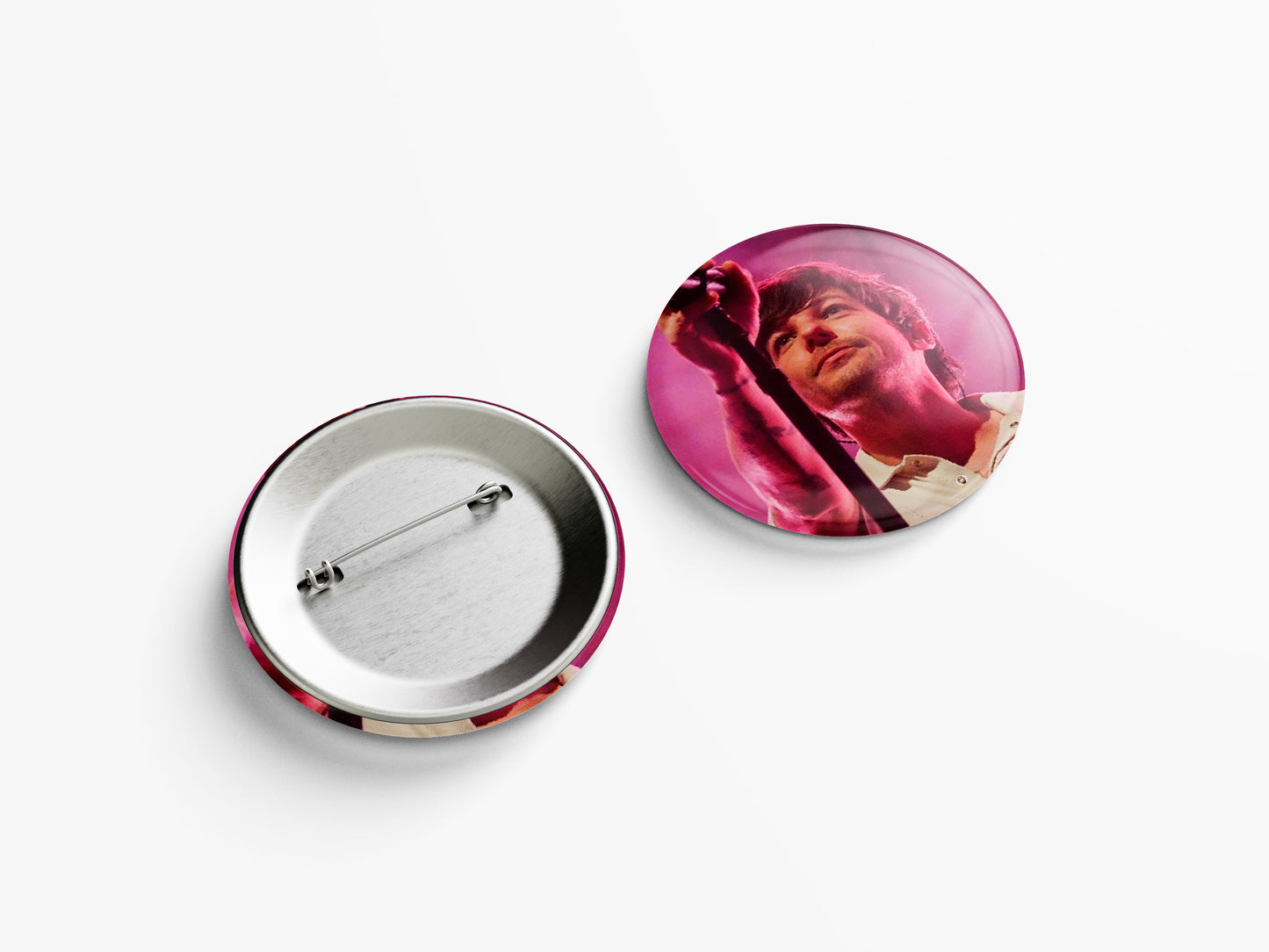 LOUIS TOMLINSON PINK PIN