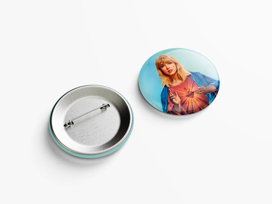 TAYLOR SWIFT SANTA PIN