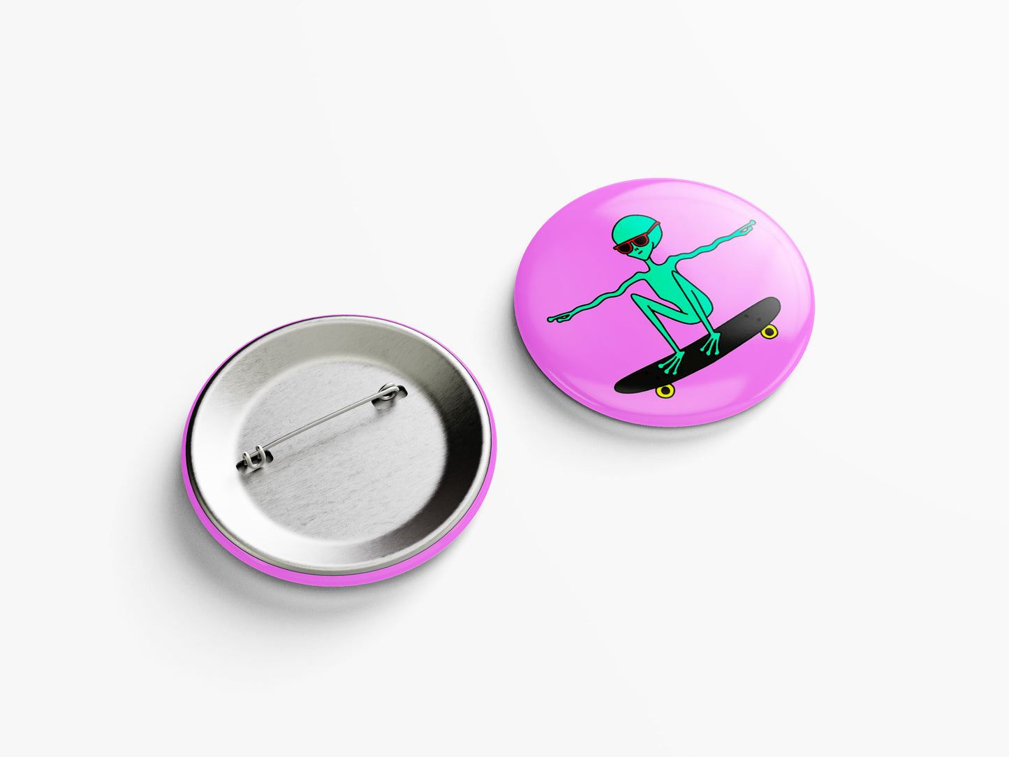 ALIEN SKATE PIN